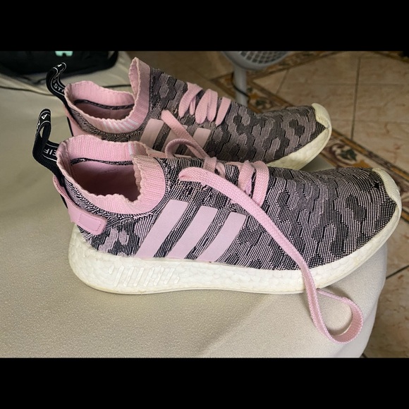 adidas Shoes - NMD_R1 Boost : Wonder Pink / Black / White